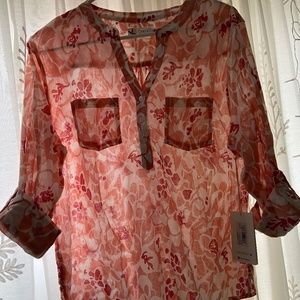 Beautiful, brand new gauze shirt from Carve. Medium.